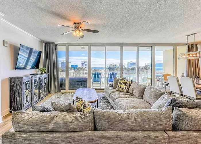 Sanibel, Sleeps 12, Gulf Views Apartment *